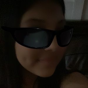 Meet your Posher, Aileen🖤